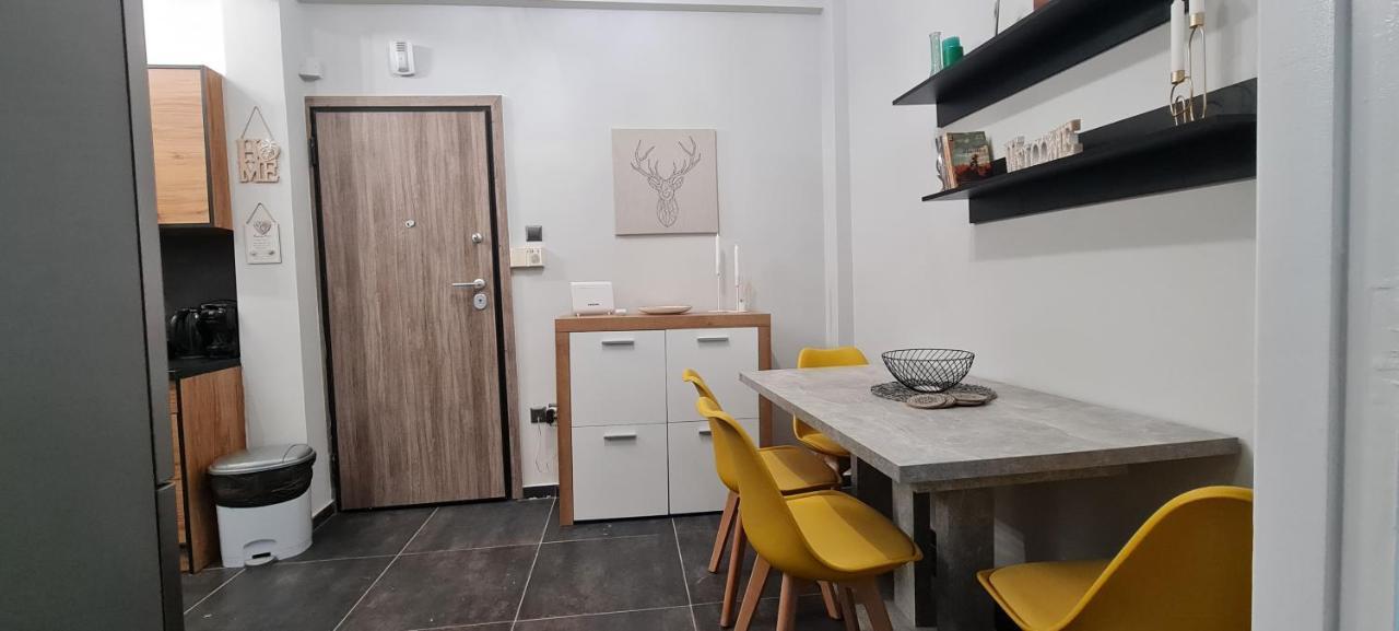Apartamento Kv Center Of Atenas Exterior foto